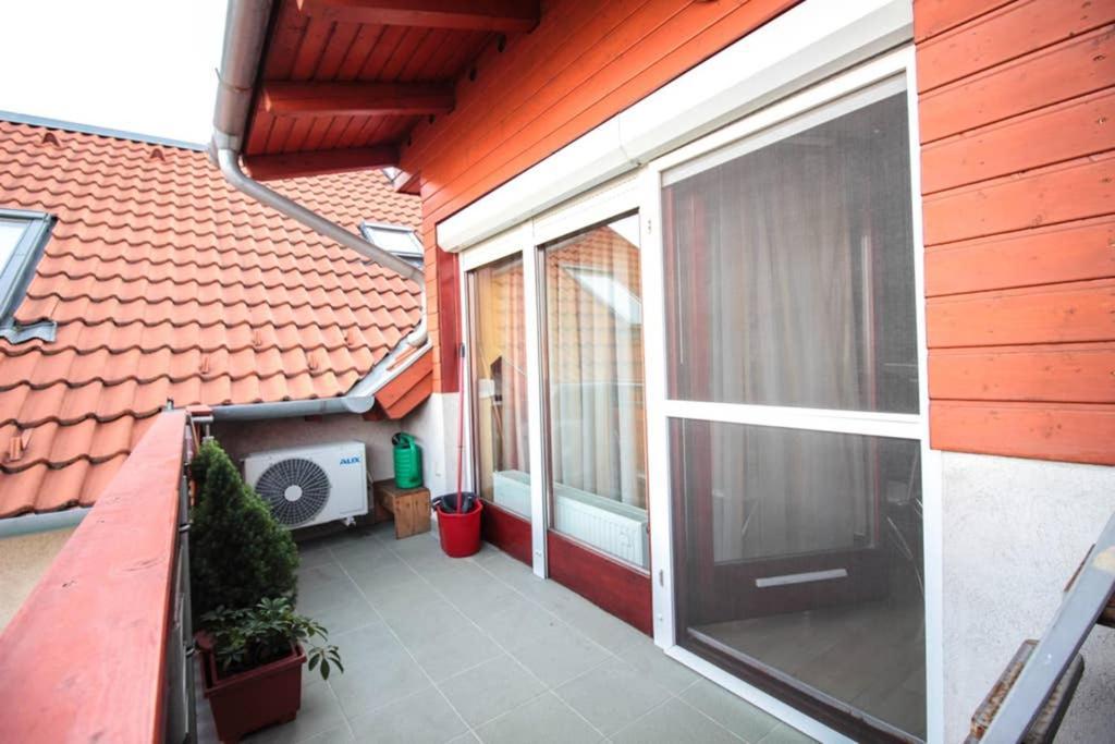Entire Home Budapest Exterior photo